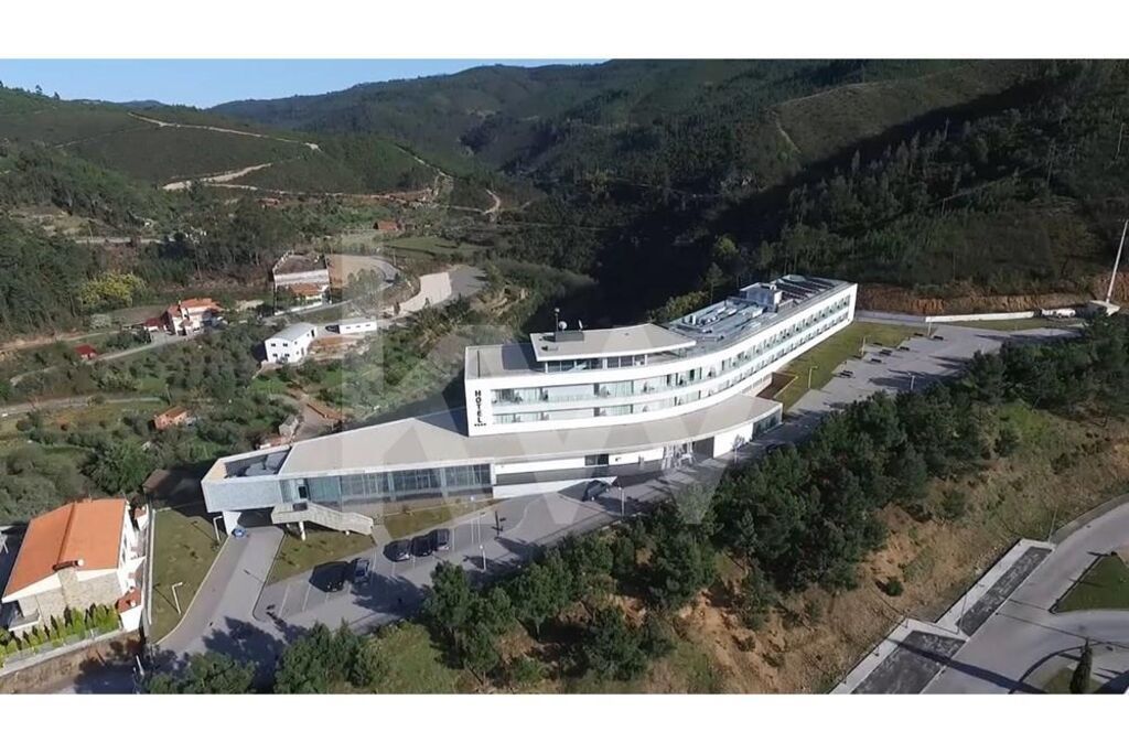 Hotel de 4 estrelas em Pampilhosa da Serra | 52 Quartos