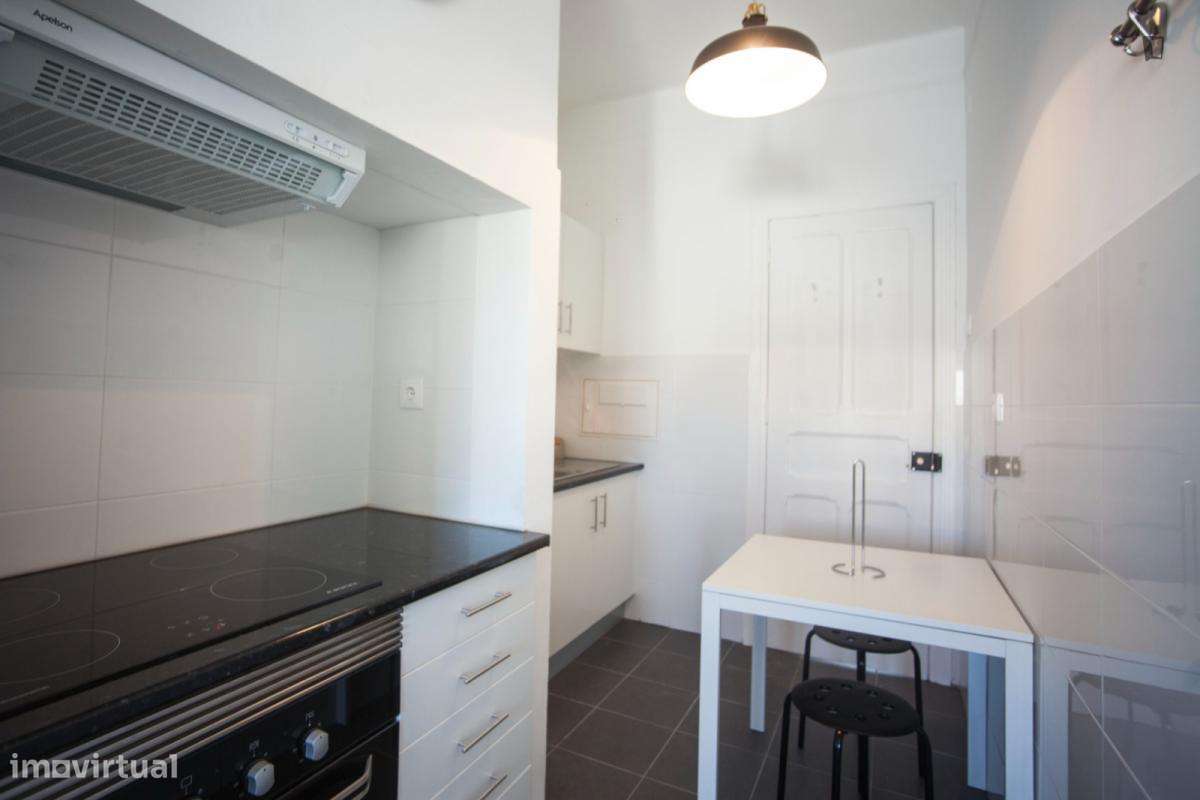 Quarto - localizado em Alcântara Lisbon - Grande imagem: 4/7