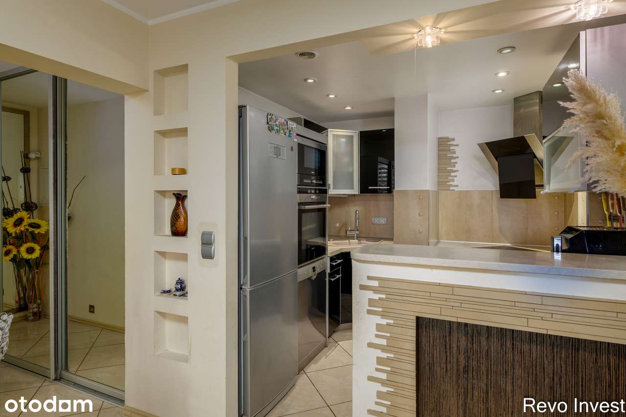 4-pokojowe, dobrze doświetlone mieszkanie wraz z  balkonem-7