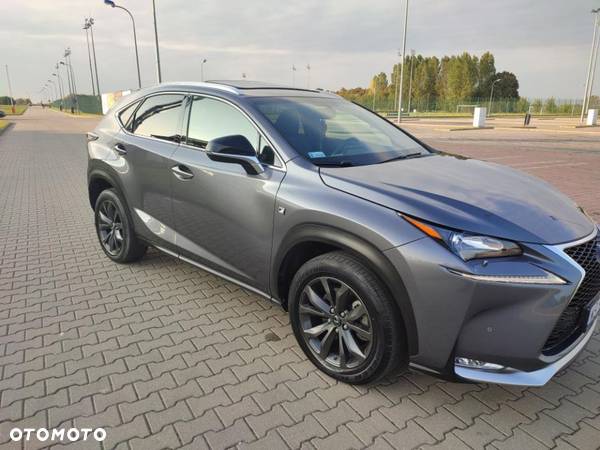 Lexus NX 200t F Sport AWD - 4