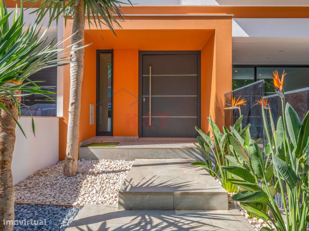 Moradia T3 com piscina-40