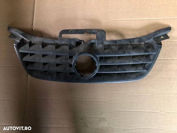 Grila fata VW Touran, 2005 - 2010, cod 1T0853651A - 1