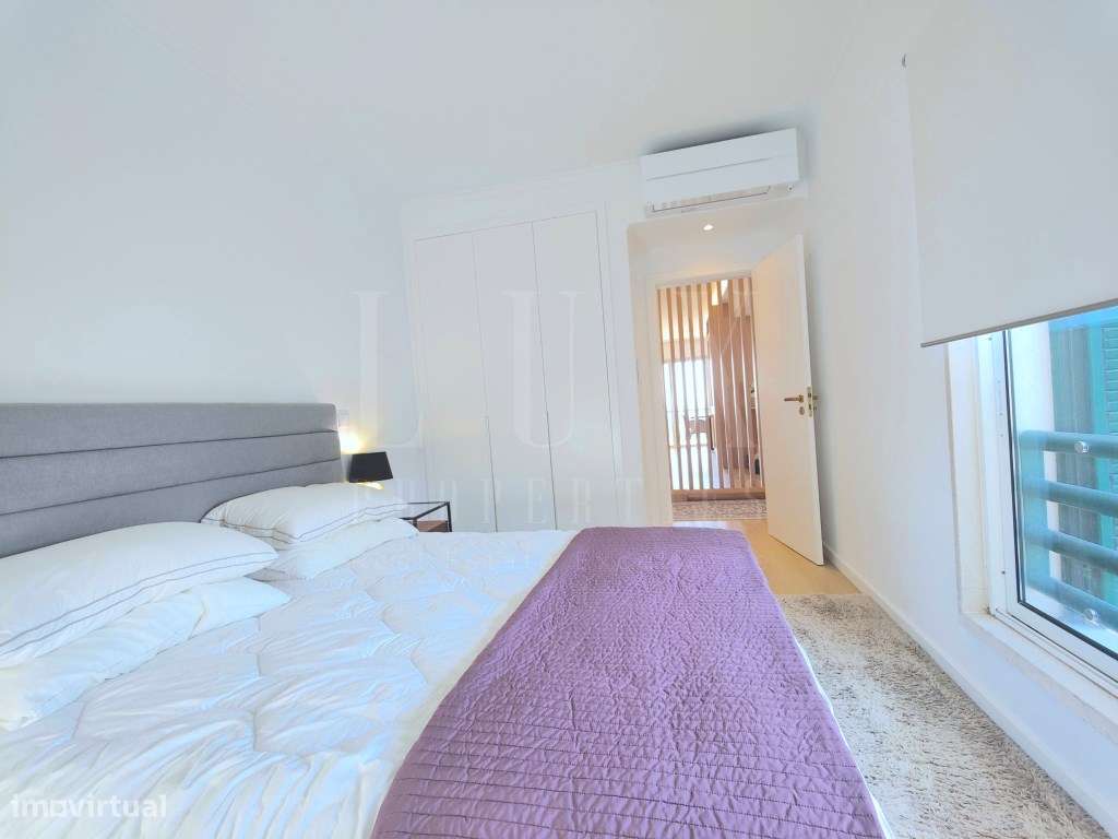 PENTHOUSE T5 DE LUXO COM VISTA FRONTAL DE MAR NO CENTRO DO ESTORIL-44