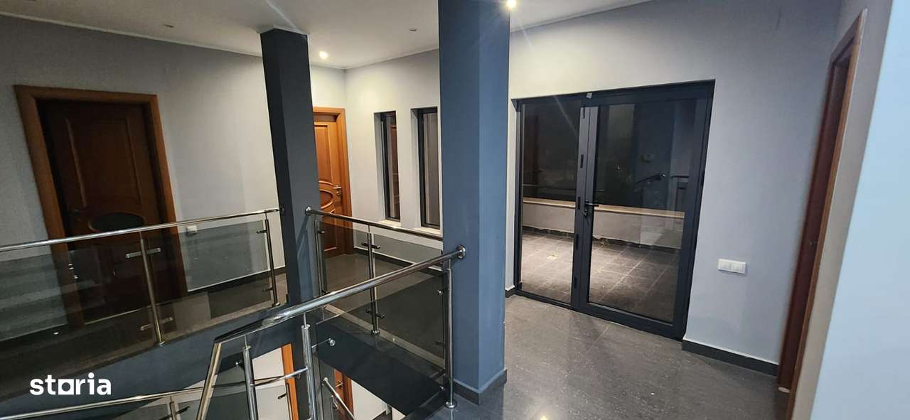 Vila zona Otopeni - Imagine principală: 5/11