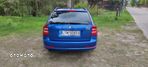 Skoda Octavia Combi 2.0 TDI DPF RS - 10