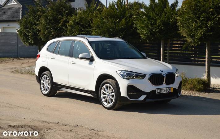 BMW X1 xDrive18d Advantage - 11