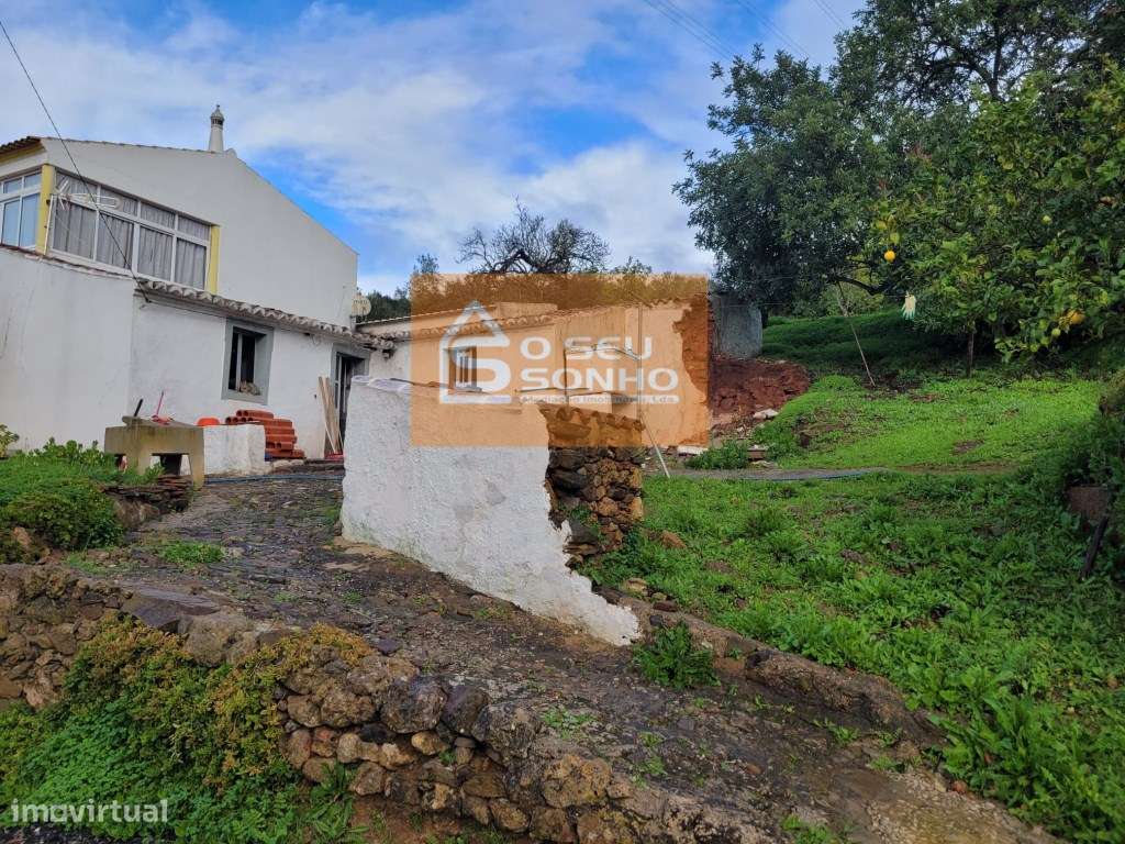 Casa de Campo Geminada para Recuperação Total - Grande imagem: 4/20