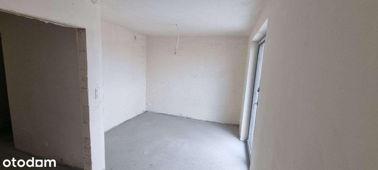 Dom w zabudowie szeregowej Obora-11