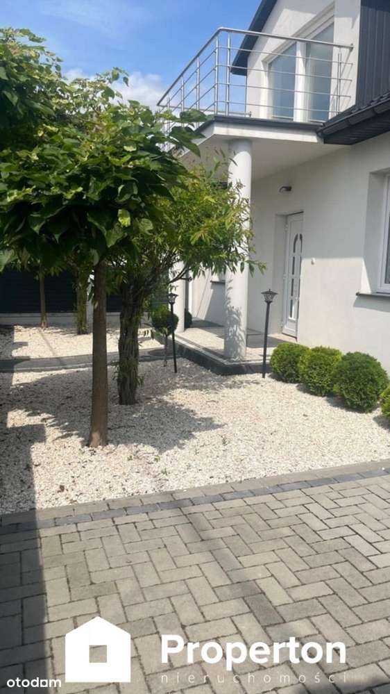 Dom w centrum Łaszczowa  po remoncie - Pełny obrazek: 4/9