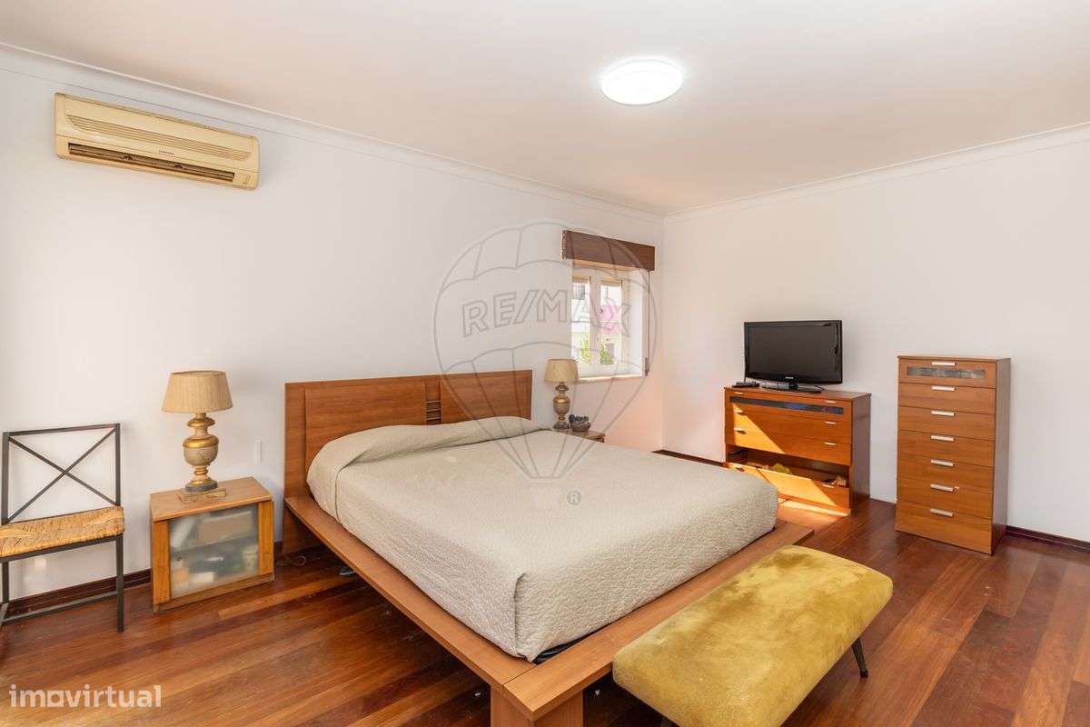 Moradia T4 para venda-25