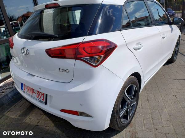 Hyundai i20 1.2 Comfort - 10