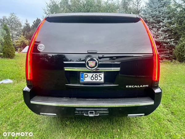 Cadillac Escalade - 18