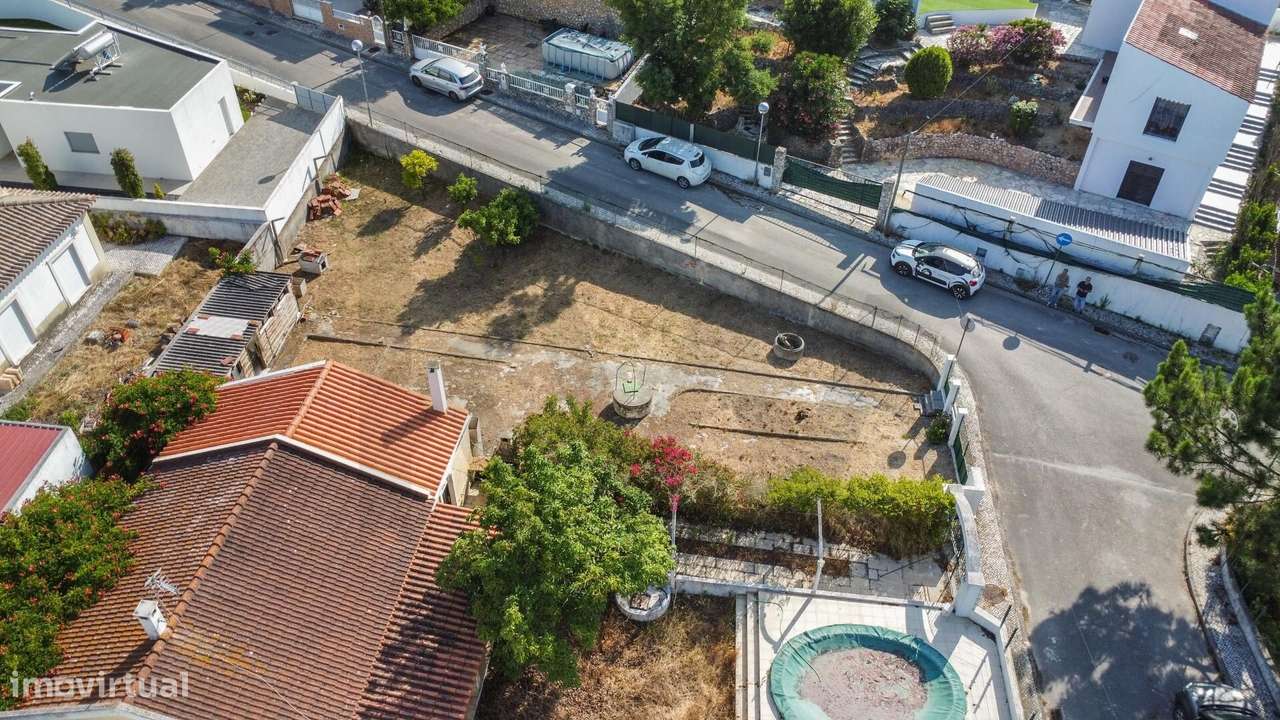 Terreno Urbano perto da Lagoa de Albufeira - Grande imagem: 4/13