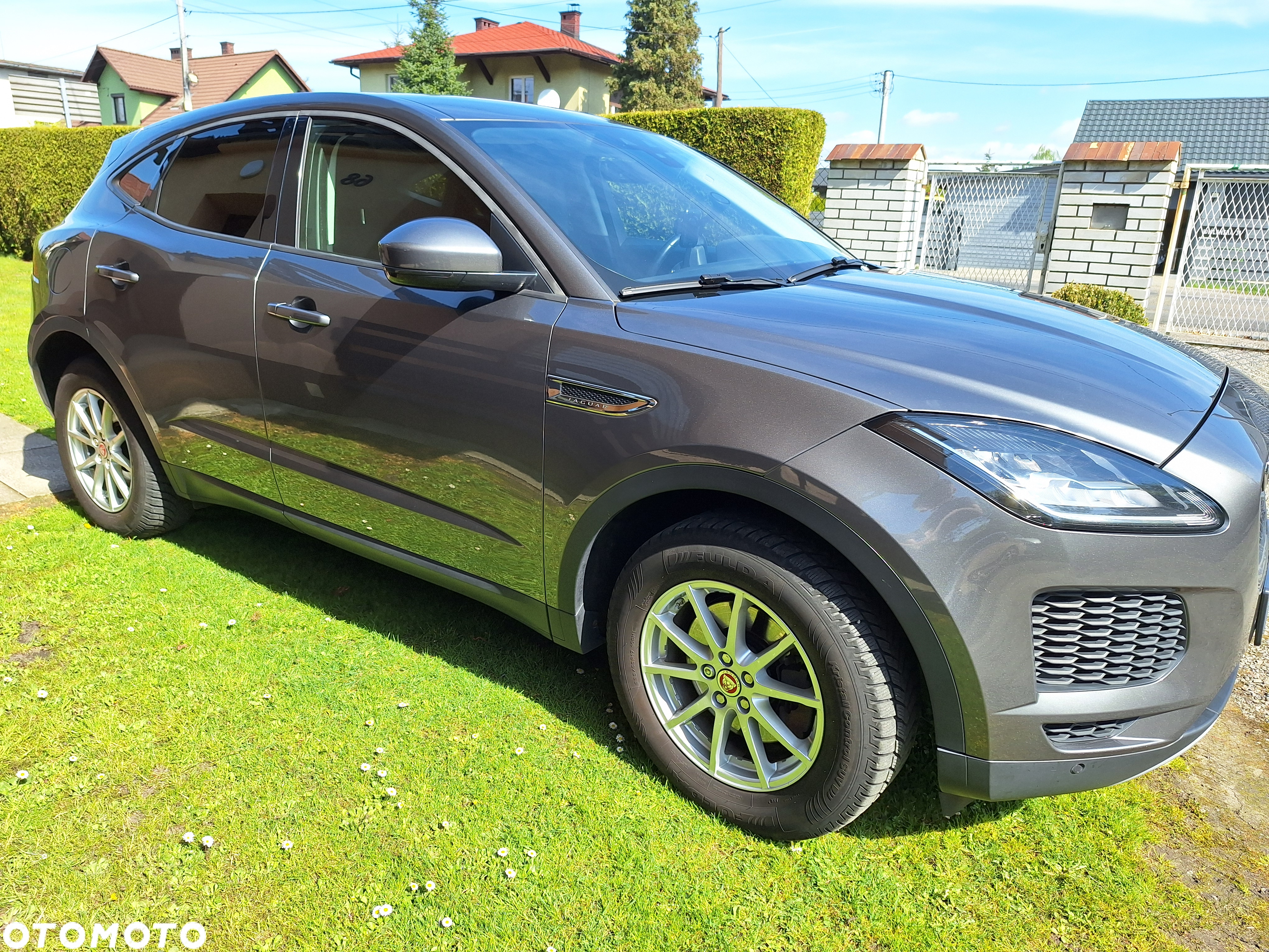 Jaguar E-Pace D150 - 7