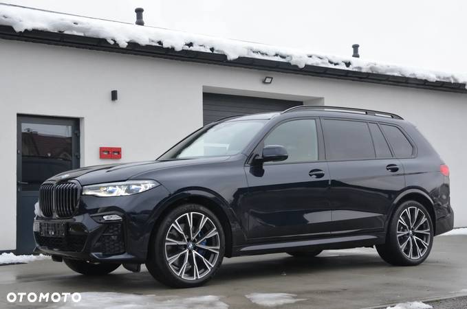 BMW X7 M50i sport - 13