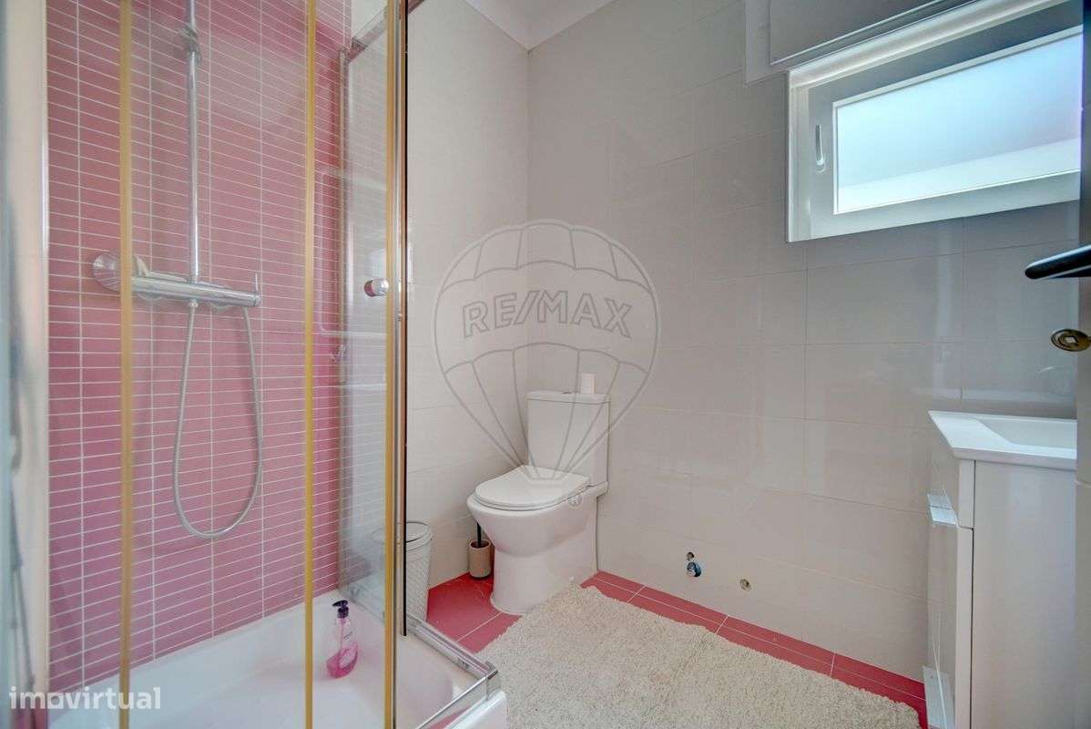 Moradia T6 para venda-15