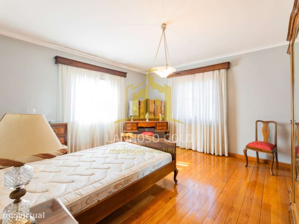 Encantadora Moradia T4 em Pedra Campos e Louredo-15