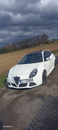 Alfa Romeo Giulietta 2.0 JTDM 16V - 2