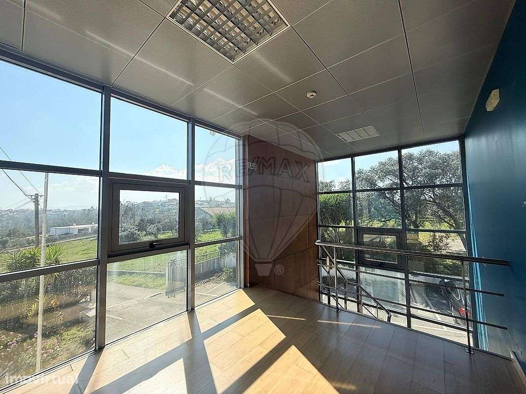 Armazém  para arrendamento - Grande imagem: 2/27