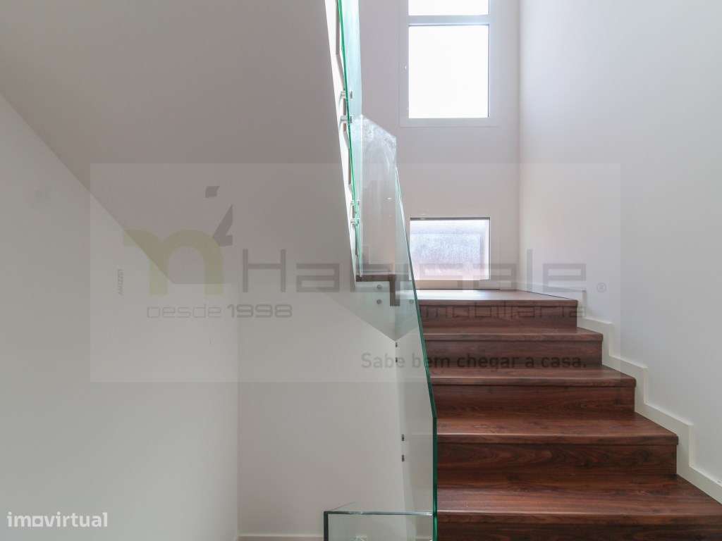 Moradia T3, situada em Areia Cascais, a curta distância da praia do...-21