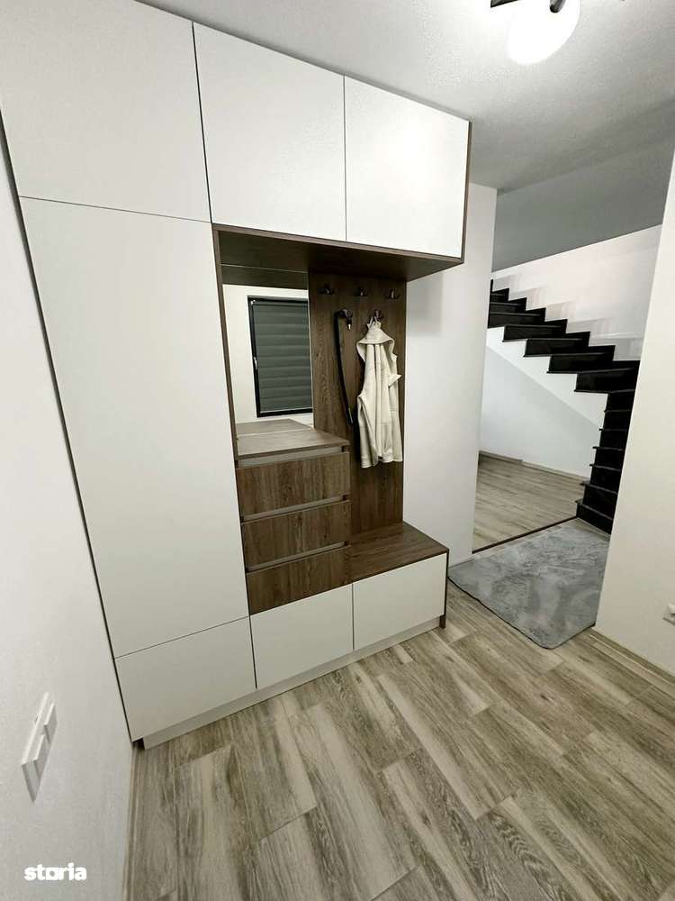 Apartament 3 camere in cvadruplex, curte comuna/parcare inclusa - Imagine principală: 5/12