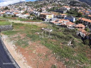 ARRENDA-SE Terreno para Stand de Automóveis / Rent a Car - Santo Antón