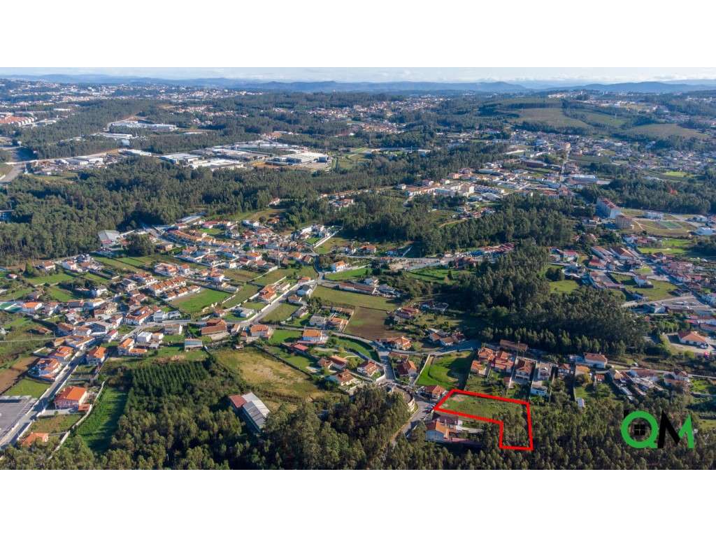 Terreno de 3200m² com projeto aprovado para moradia e anexos em São...-24
