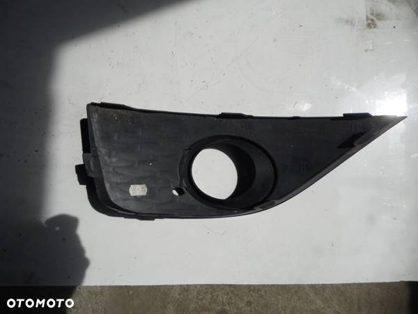 KRATKA PRAWA ZDERZAKA PRZÓD 6J SEAT IBIZA IV  6J0853666A - 2