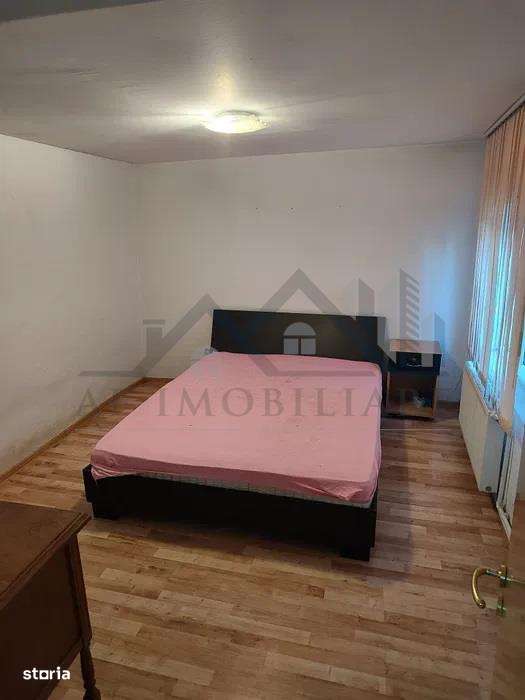 Tatarasi 300m de statia Dispecer corp de CASA SC 54mp TEREN 163mp - Imagine principală: 4/9