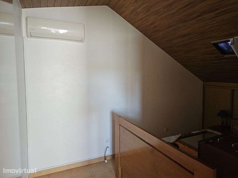 Moradia em canal-caveira - Grande imagem: 4/12