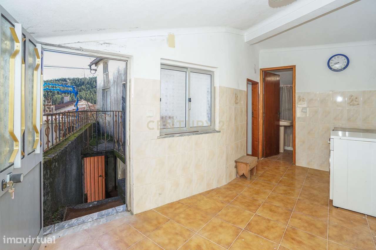 Moradia T2 - Alvares, Góis - Grande imagem: 4/8