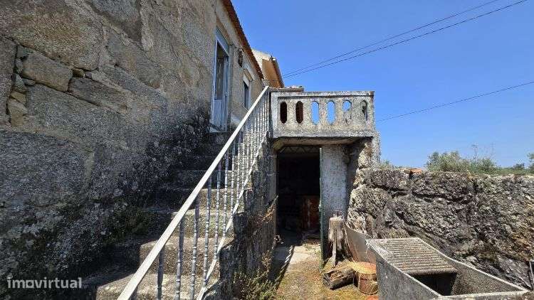 Moradia T3 em Pedra – Travanca de Lagos, Oliveira do Hospital-14