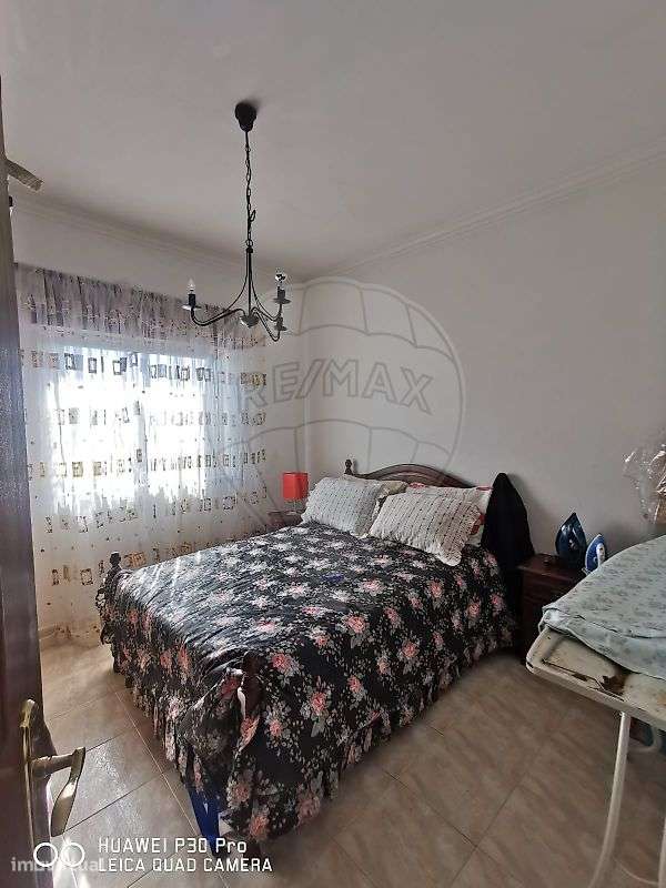 Moradia T5 para venda-12