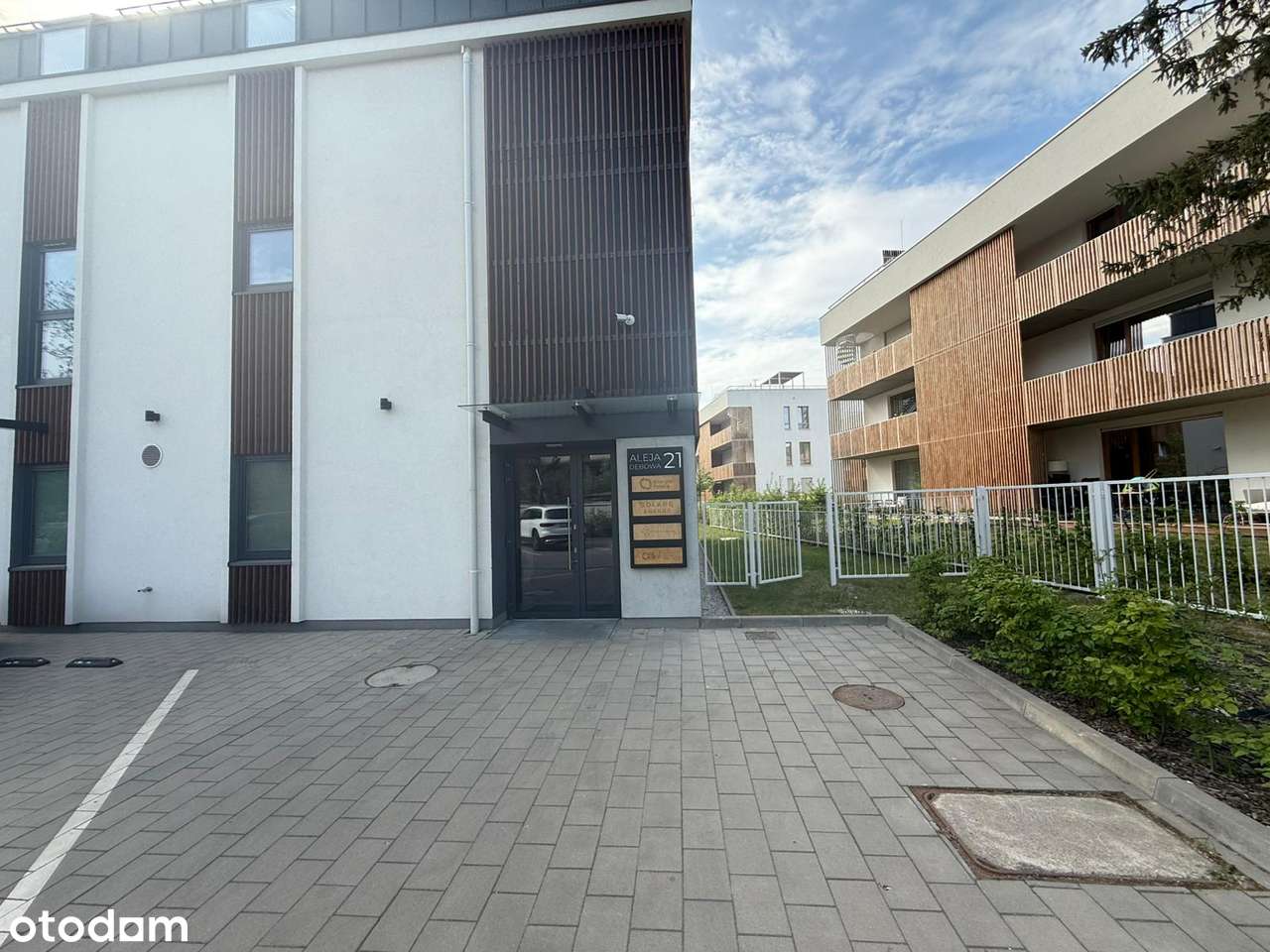 OD ZARAZ | Lokal w nowoczesnym biurowcu | Aleja Dębowa | 2700 zł netto