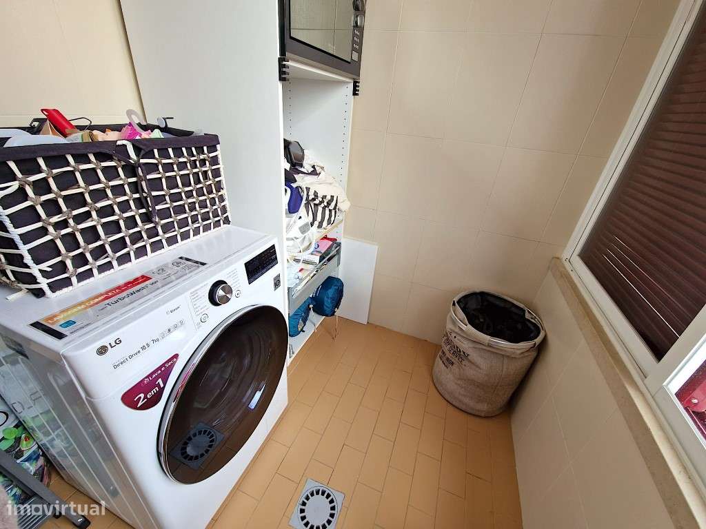 Apartamento T3 em Sesimbra com boas áreas-30