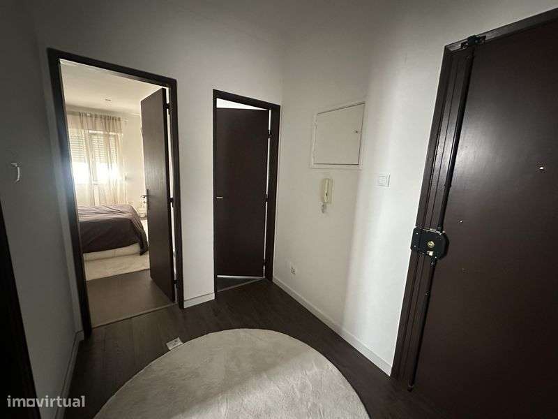 Apartamento T2 Remodelado | 3.º Andar  s/elevador | Casal do Marco - Grande imagem: 5/12