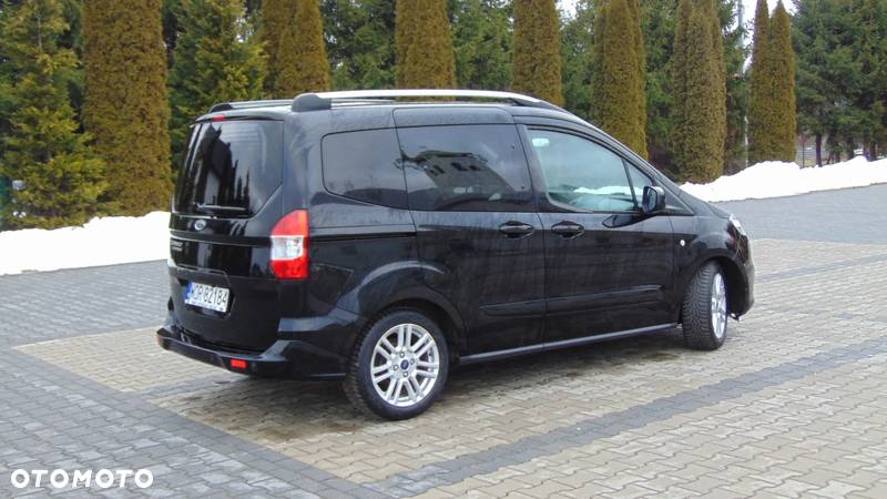 Ford Tourneo Courier 1.5 TDCi Titanium - 9