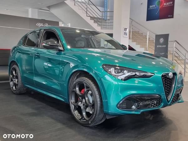 Alfa Romeo Stelvio - 4