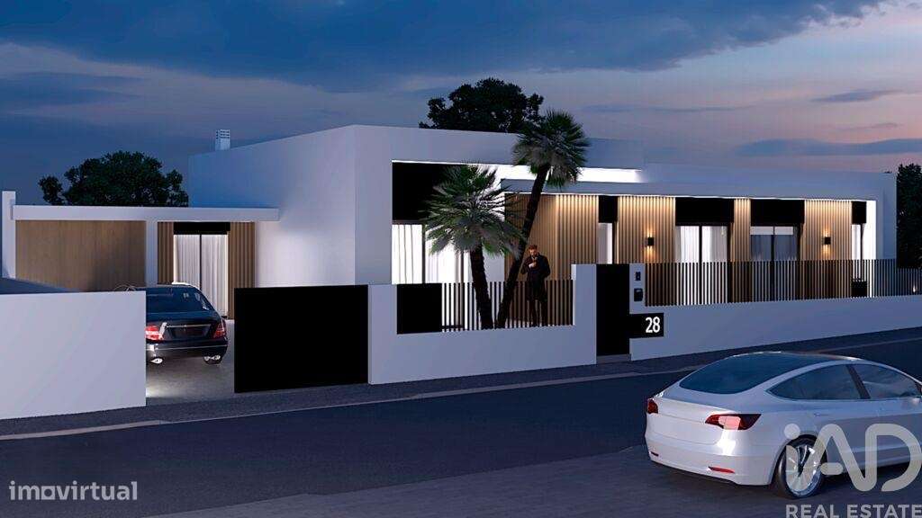 Casa / Villa T4 em Azeitão (São Lourenço e São Simão) de 190,00 m2 - Grande imagem: 5/8