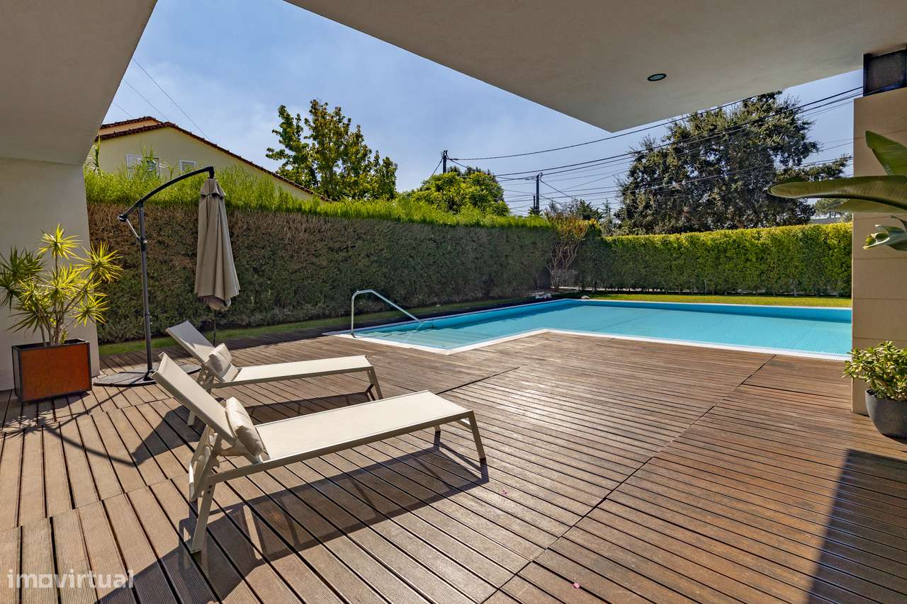 Moradia isolada T6 lote de 1002m2 piscina Sesimbra-11