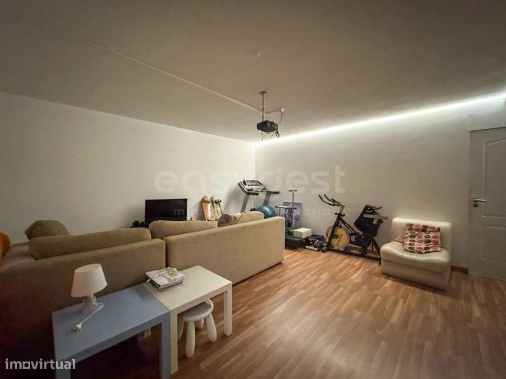 Moradia T3+1 em Barrô, a escassos minutos do centro de Águeda - Grande imagem: 5/42