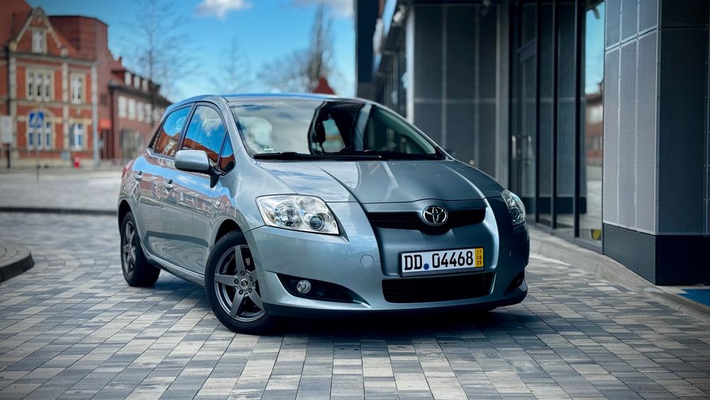Toyota Auris I 2.0 D-4D 2009