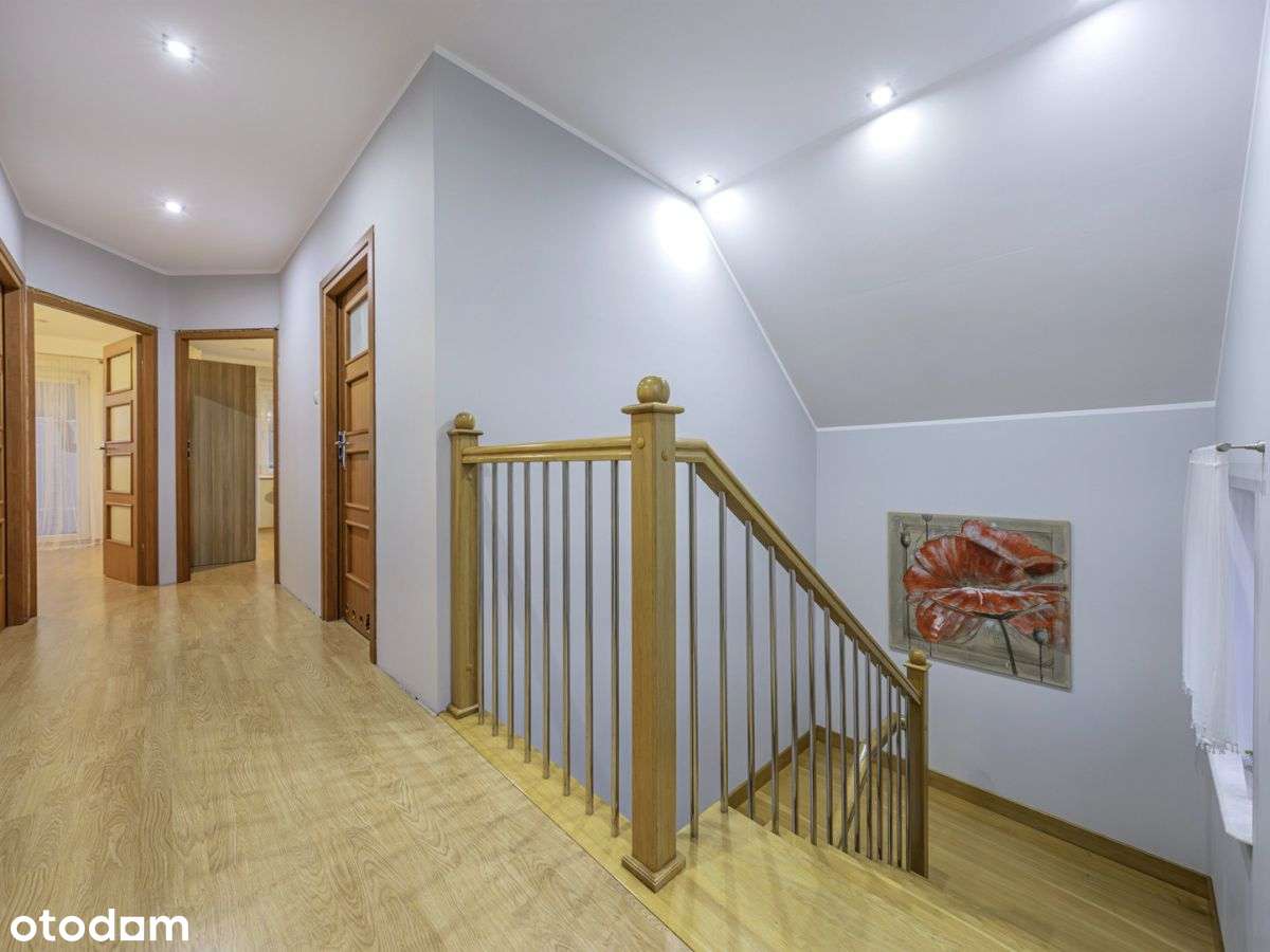 Nowoczesny wolnostojący dom-15