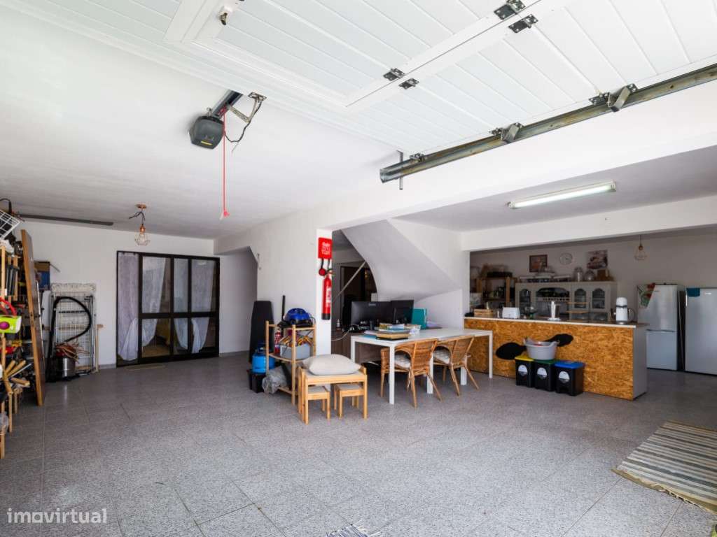 Moradia T4 individual em Vieira de Leiria-24