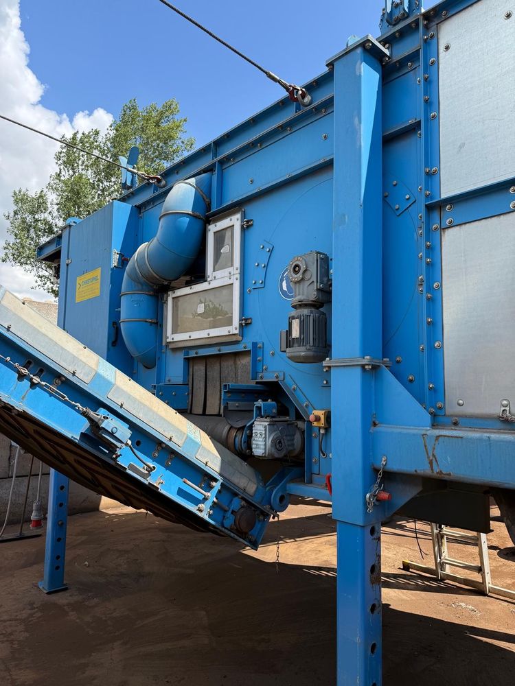 Airmaster 1600  separator powietrzny do odpadów 2015