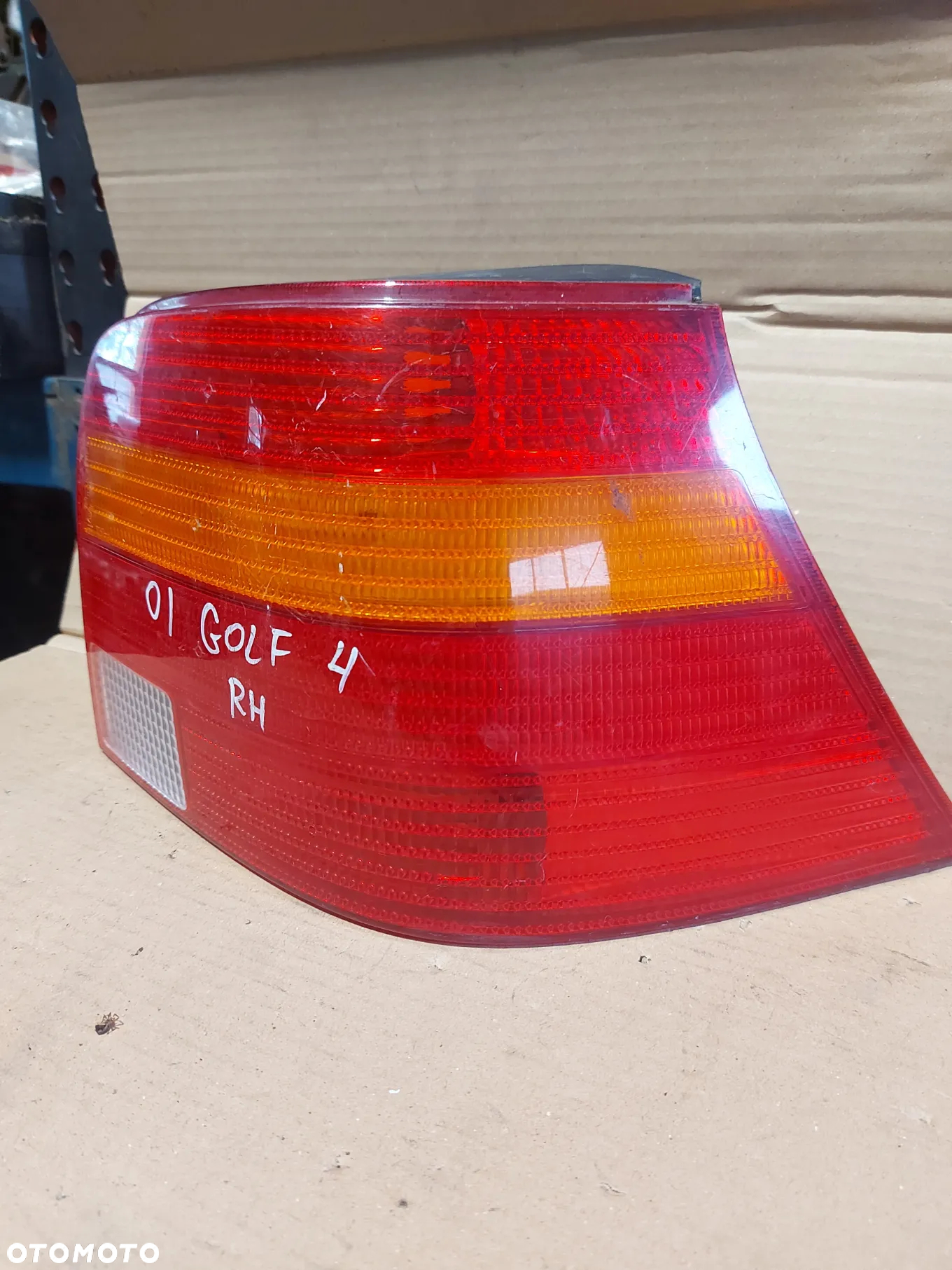 Lampa prawa tylna prawy tył VW Golf IV HB - 3