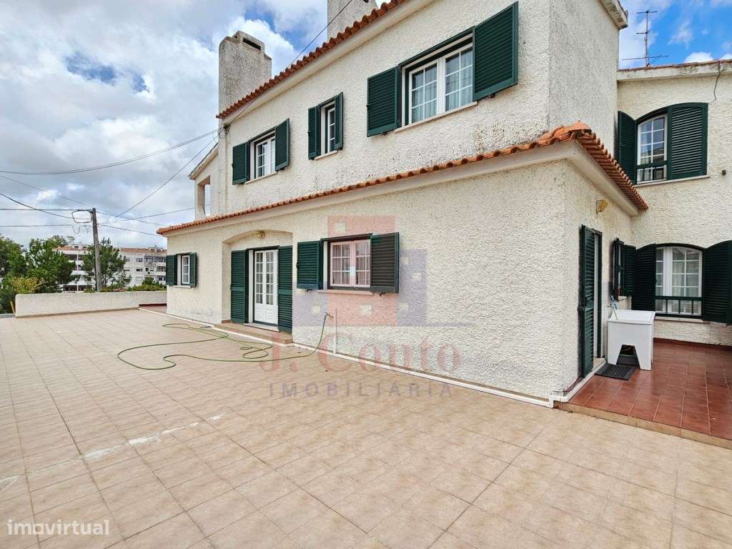 Moradia Geminada V5 - Espaço, Conforto e Qualidade de Vida em Calda...-49