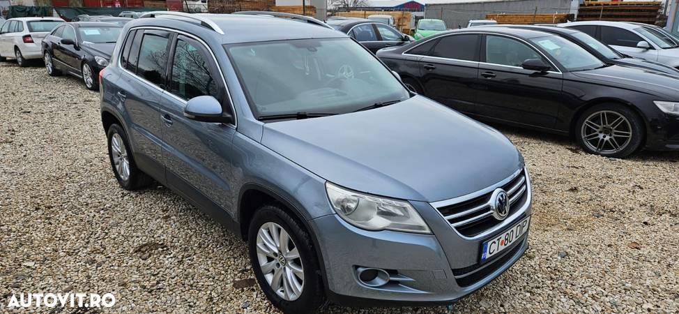 Volkswagen Tiguan 2.0 TDI DPF 4Motion BlueMotion Technology DSG Track & Style - 6