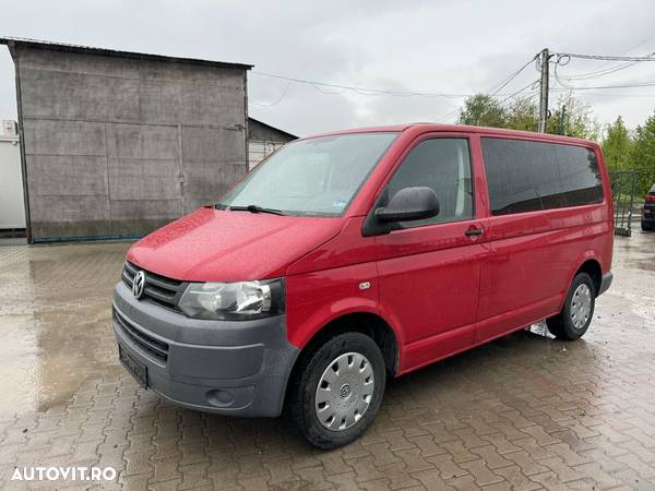 Volkswagen Transporter - 1