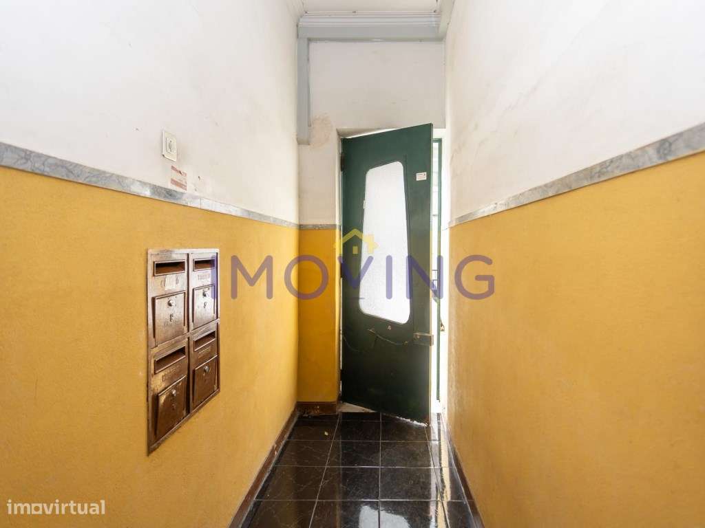 Apartamento T2 para venda no Barreiro-22